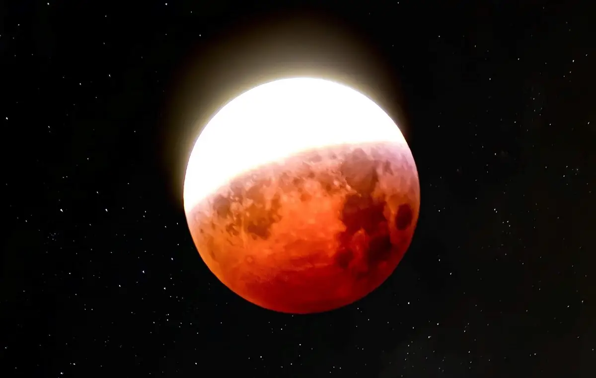 https://astroserwis.com/wp-content/uploads/2022/05/zacmienie-ksiezyca-16-maja.webp
