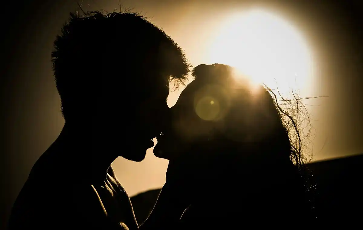 https://astroserwis.com/wp-content/uploads/2024/07/24-7-8-Napiecie-w-zwiazku.webp